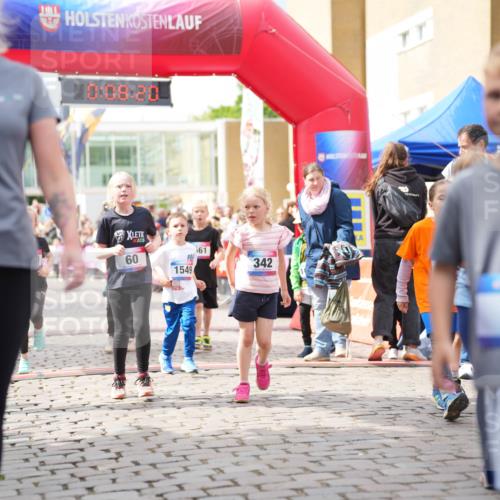 12.06.2026 - Holstenköstenlauf LAZAROV Photography http://msf.ph/oto/9741823 12.06.2026 16:08:22 Laufen 60, 1549, 161, 342, 11, 18, 60, 156, 157, 162, 198, 389, 392, 672, 933, 1132, 1240, 1561 meine-sportfotos.de