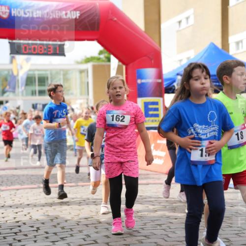 12.06.2026 - Holstenköstenlauf LAZAROV Photography http://msf.ph/oto/9741836 12.06.2026 16:08:33 Laufen 0, 08, 3, 162, 15, 18, 46, 161, 163, 329, 427, 430, 440, 442, 456, 543, 544, 551, 798, 800, 934, 1224, 1232, 1239, 1243, 1253, 1256 meine-sportfotos.de