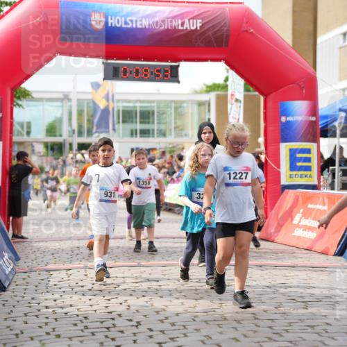 12.06.2026 - Holstenköstenlauf LAZAROV Photography http://msf.ph/oto/9741869 12.06.2026 16:08:55 Laufen 7, 931, 1358, 1227, 32, 3377, 39, 191, 335, 393, 436, 439, 566, 818, 931, 936, 1012, 1358 meine-sportfotos.de