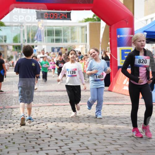 12.06.2026 - Holstenköstenlauf LAZAROV Photography http://msf.ph/oto/9741913 12.06.2026 16:09:25 Laufen 10, 09, 29, 1126, 1457, 820, 438, 555, 572, 671, 773, 823, 1008, 1019, 1126, 1222, 1229, 1235, 1381, 1391, 1457 meine-sportfotos.de