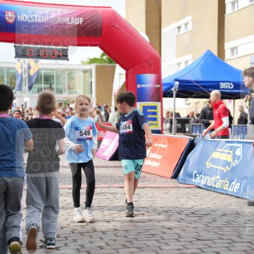 12.06.2026 - Holstenköstenlauf LAZAROV Photography http://msf.ph/oto/9741971 12.06.2026 16:10:06 Laufen 549, 1454, 326, 1464, 1533 meine-sportfotos.de