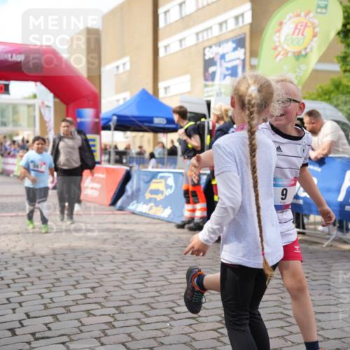 12.06.2026 - Holstenköstenlauf LAZAROV Photography http://msf.ph/oto/9742014 12.06.2026 16:10:42 Laufen 0, 10, 40, 36, 9, 1 meine-sportfotos.de
