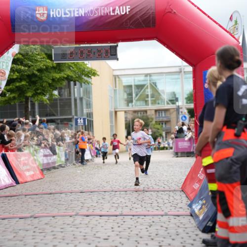 12.06.2026 - Holstenköstenlauf LAZAROV Photography http://msf.ph/oto/9742056 12.06.2026 16:20:17 Laufen 119, 596, 1024, 1099, 1198 meine-sportfotos.de