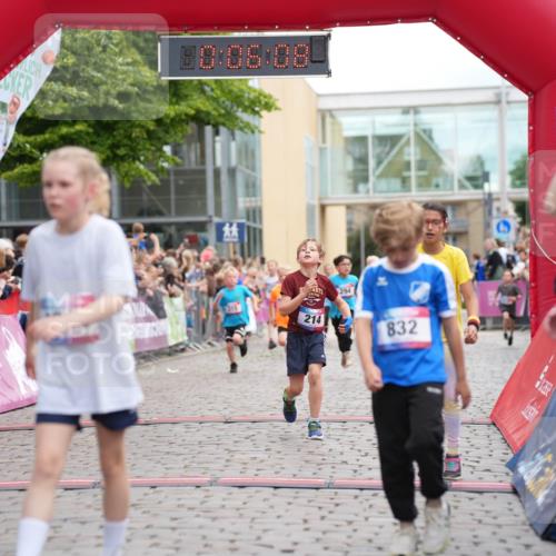 12.06.2026 - Holstenköstenlauf LAZAROV Photography http://msf.ph/oto/9742125 12.06.2026 16:21:06 Laufen 294, 315, 214, 832, 6, 76, 171, 213, 214, 294, 315, 387, 458, 486, 588, 600, 604, 608, 1187 meine-sportfotos.de