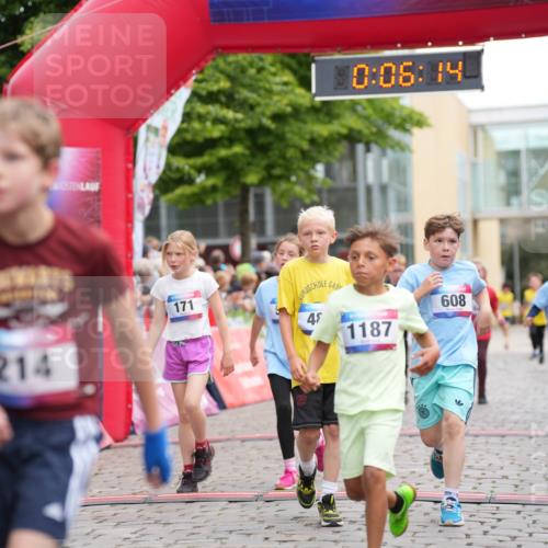 12.06.2026 - Holstenköstenlauf LAZAROV Photography http://msf.ph/oto/9742137 12.06.2026 16:21:12 Laufen 604, 214, 171, 0, 06, 14, 608, 4, 1187, 600, 213, 6, 12, 76, 168, 171, 213, 300, 462, 486, 588, 591, 598, 600, 604, 608, 835, 1187, 1324 meine-sportfotos.de