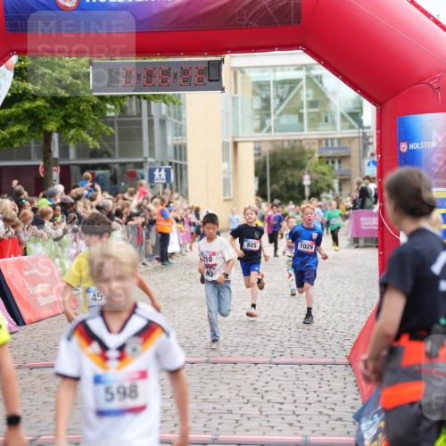 12.06.2026 - Holstenköstenlauf LAZAROV Photography http://msf.ph/oto/9742149 12.06.2026 16:21:24 Laufen 1324, 45, 598, 1029, 825, 210, 210, 459, 606, 825, 837, 1029, 1314, 1545 meine-sportfotos.de