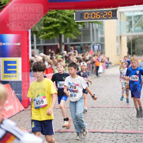 12.06.2026 - Holstenköstenlauf LAZAROV Photography http://msf.ph/oto/9742153 12.06.2026 16:21:26 Laufen 459, 825, 210, 0, 06, 29, 1029, 210, 470, 606, 825, 830, 837, 950, 1029, 1314, 1545 meine-sportfotos.de