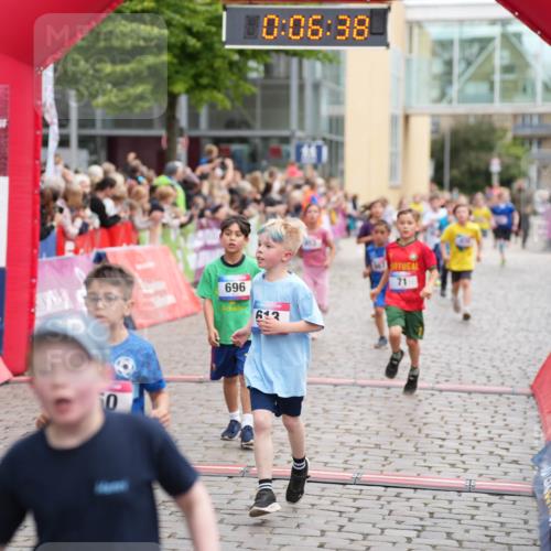 12.06.2026 - Holstenköstenlauf LAZAROV Photography http://msf.ph/oto/9742161 12.06.2026 16:21:36 Laufen 696, 0, 06, 38, 71, 71, 114, 292, 474, 613, 696, 865, 947, 950, 953, 954, 1197, 1214 meine-sportfotos.de