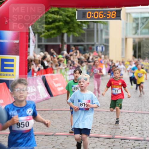 12.06.2026 - Holstenköstenlauf LAZAROV Photography http://msf.ph/oto/9742162 12.06.2026 16:21:36 Laufen 950, 0, 06, 38, 696, 71, 61, 71, 114, 292, 474, 613, 696, 865, 947, 950, 953, 954, 1197, 1214 meine-sportfotos.de