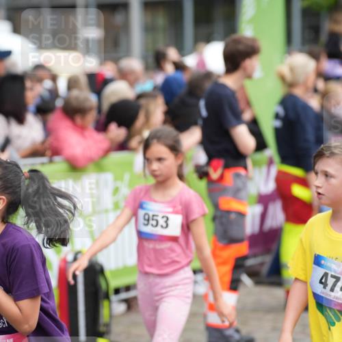 12.06.2026 - Holstenköstenlauf LAZAROV Photography http://msf.ph/oto/9742175 12.06.2026 16:21:46 Laufen 15, 953, 474, 86, 206, 304, 316, 382, 468, 473, 480, 597, 605, 612, 688, 829, 857, 866, 868, 1002, 1023, 1184, 1190, 1313, 1328, 1330, 1413, 1436, 1475 meine-sportfotos.de