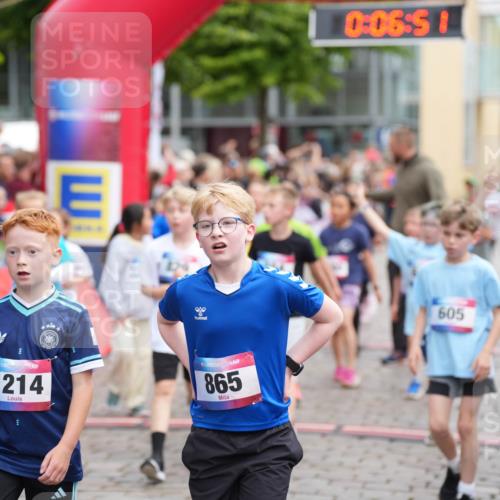 12.06.2026 - Holstenköstenlauf LAZAROV Photography http://msf.ph/oto/9742178 12.06.2026 16:21:48 Laufen 1214, 865, 0, 06, 51, 605, 86, 206, 316, 382, 468, 473, 480, 597, 605, 612, 688, 702, 829, 857, 866, 868, 1002, 1023, 1184, 1313, 1328, 1330, 1413, 1436, 1475, 1540 meine-sportfotos.de