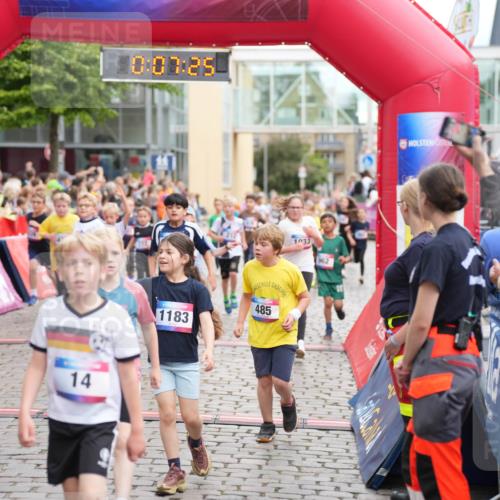 12.06.2026 - Holstenköstenlauf LAZAROV Photography http://msf.ph/oto/9742226 12.06.2026 16:22:23 Laufen 14, 10, 07, 25, 1183, 485, 033, 962, 97, 145, 169, 212, 302, 383, 386, 464, 478, 482, 485, 684, 772, 831, 836, 838, 839, 842, 849, 860, 864, 962, 1033, 1183, 1200, 1211, 1395, 1435 meine-sportfotos.de