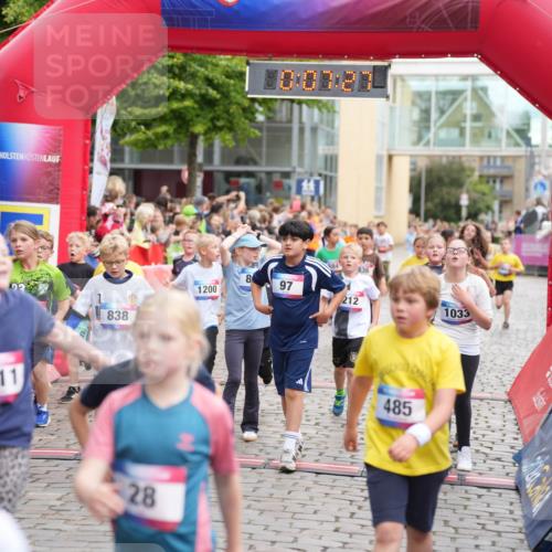 12.06.2026 - Holstenköstenlauf LAZAROV Photography http://msf.ph/oto/9742229 12.06.2026 16:22:25 Laufen 11, 8, 97, 1200, 212, 838, 28, 836, 485, 1033, 97, 145, 169, 212, 302, 383, 386, 464, 478, 482, 684, 772, 831, 836, 838, 839, 842, 849, 860, 864, 962, 1033, 1118, 1200, 1395, 1435, 1543 meine-sportfotos.de