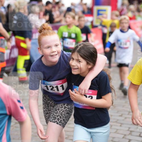 12.06.2026 - Holstenköstenlauf LAZAROV Photography http://msf.ph/oto/9742233 12.06.2026 16:22:27 Laufen 28, 35, 1211, 36, 485, 145, 169, 212, 302, 303, 383, 386, 464, 478, 482, 584, 684, 772, 831, 836, 839, 842, 848, 849, 859, 864, 951, 1025, 1118, 1395, 1543 meine-sportfotos.de