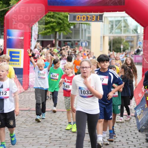 12.06.2026 - Holstenköstenlauf LAZAROV Photography http://msf.ph/oto/9742236 12.06.2026 16:22:29 Laufen 8, 212, 1200, 10, 07, 3, 684, 145, 1033, 17, 166, 169, 302, 303, 383, 464, 482, 584, 684, 836, 842, 848, 849, 859, 864, 951, 1025, 1118, 1476, 1543 meine-sportfotos.de