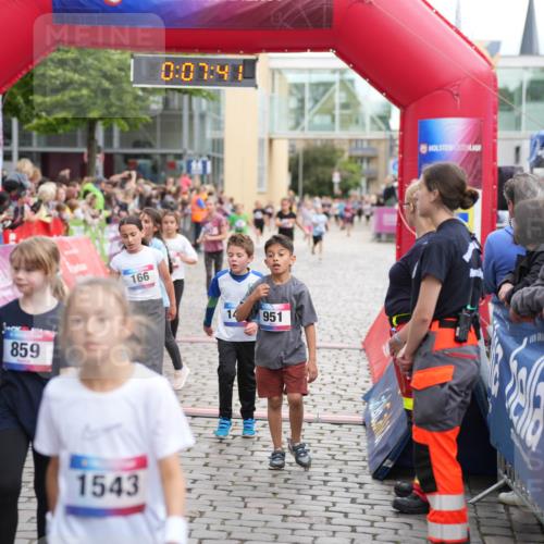 12.06.2026 - Holstenköstenlauf LAZAROV Photography http://msf.ph/oto/9742253 12.06.2026 16:22:39 Laufen 584, 859, 1543, 166, 0, 07, 4, 14, 951, 35, 166, 170, 576, 581, 676, 687, 828, 847, 862, 870, 1476 meine-sportfotos.de