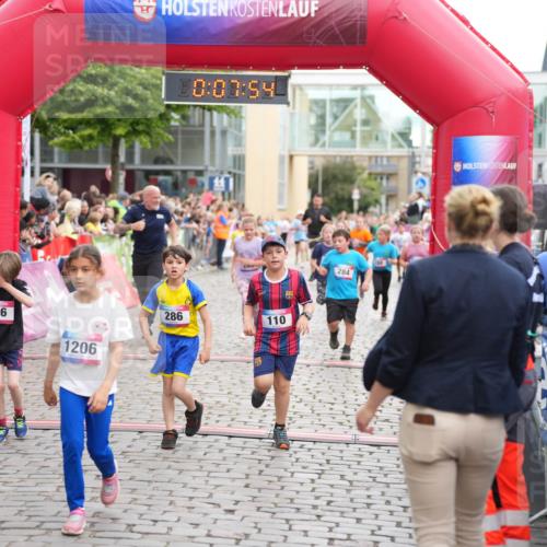 12.06.2026 - Holstenköstenlauf LAZAROV Photography http://msf.ph/oto/9742273 12.06.2026 16:22:52 Laufen 1473, 826, 1206, 00, 07, 59, 284, 286, 110, 61, 110, 284, 285, 286, 288, 297, 305, 385, 481, 589, 693, 695, 703, 826, 844, 845, 1028, 1100, 1113, 1185, 1220 meine-sportfotos.de