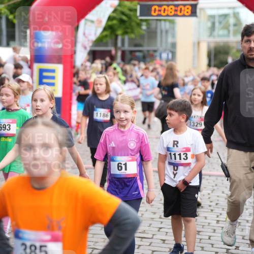 12.06.2026 - Holstenköstenlauf LAZAROV Photography http://msf.ph/oto/9742300 12.06.2026 16:23:05 Laufen 693, 385, 1186, 0, 08, 08, 61, 1113, 1329, 167, 215, 293, 312, 607, 705, 824, 834, 855, 1026, 1098, 1105, 1194, 1205, 1213, 1310, 1319, 1323, 1536 meine-sportfotos.de