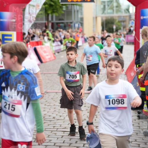 12.06.2026 - Holstenköstenlauf LAZAROV Photography http://msf.ph/oto/9742319 12.06.2026 16:23:17 Laufen 1327, 1321, 141, 293, 215, 705, 1098, 98, 119, 138, 164, 207, 465, 590, 593, 595, 685, 698, 841, 1209, 1216, 1321, 1327, 1429, 1502 meine-sportfotos.de
