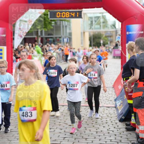 12.06.2026 - Holstenköstenlauf LAZAROV Photography http://msf.ph/oto/9742355 12.06.2026 16:23:39 Laufen 0, 08, 41, 601, 483, 1509, 1207, 314, 308, 384, 484, 585, 587, 863, 1107, 1120, 1325, 1485, 1486, 1491 meine-sportfotos.de