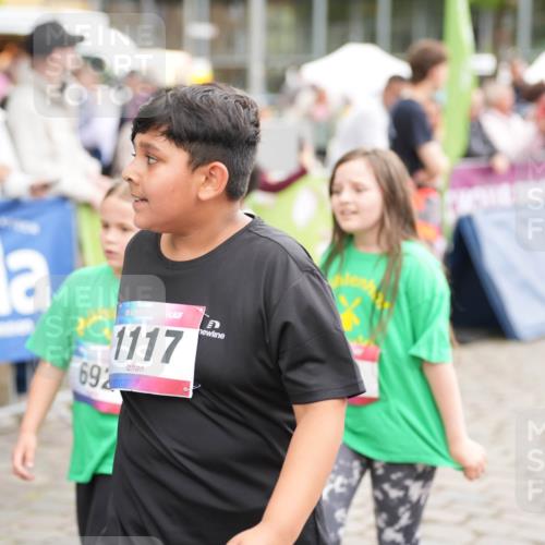 12.06.2026 - Holstenköstenlauf LAZAROV Photography http://msf.ph/oto/9742389 12.06.2026 16:24:10 Laufen 692, 1117, 577, 578, 1191, 1204, 1311, 1331, 1467 meine-sportfotos.de