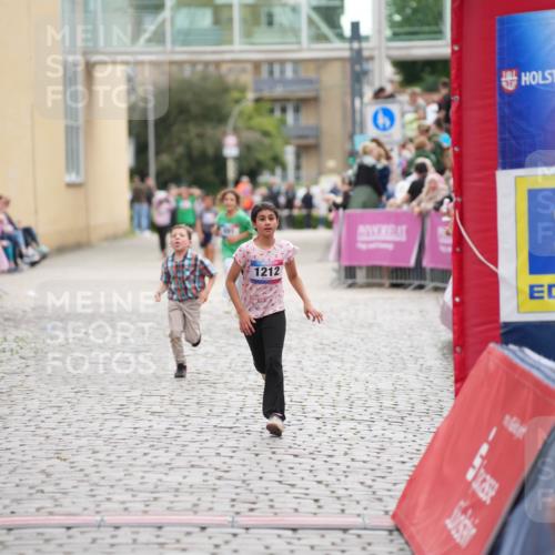 12.06.2026 - Holstenköstenlauf LAZAROV Photography http://msf.ph/oto/9742411 12.06.2026 16:24:29 Laufen 1212, 691, 1212 meine-sportfotos.de