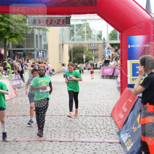 12.06.2026 - Holstenköstenlauf LAZAROV Photography http://msf.ph/oto/9742433 12.06.2026 16:24:48 Laufen 67, 678, 68, 677, 678, 679, 681, 682 meine-sportfotos.de