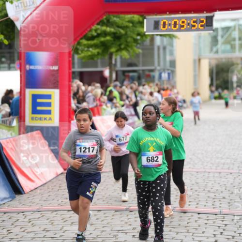 12.06.2026 - Holstenköstenlauf LAZAROV Photography http://msf.ph/oto/9742437 12.06.2026 16:24:50 Laufen 677, 1217, 682, 10, 09, 52, 677, 678, 681, 682, 1422 meine-sportfotos.de