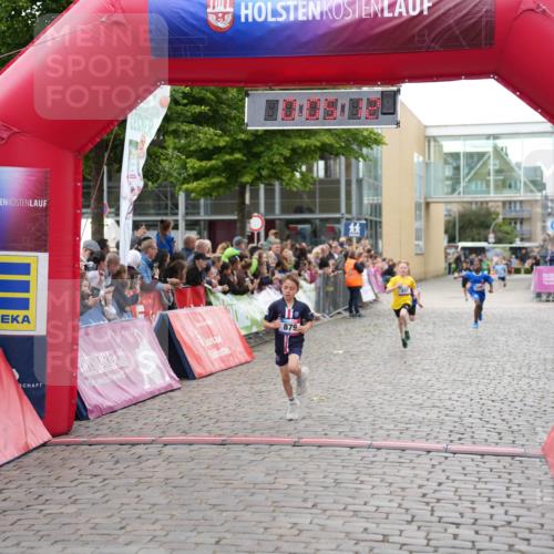 12.06.2026 - Holstenköstenlauf LAZAROV Photography http://msf.ph/oto/9742509 12.06.2026 16:35:14 Laufen 879, 5, 75, 497, 879, 1096, 1155 meine-sportfotos.de
