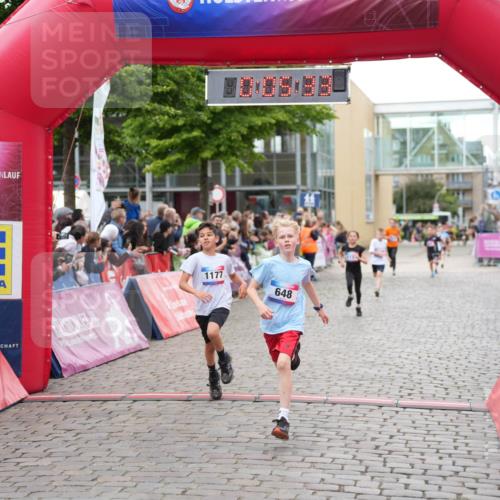 12.06.2026 - Holstenköstenlauf LAZAROV Photography http://msf.ph/oto/9742528 12.06.2026 16:35:35 Laufen 1177, 648, 75, 220, 374, 646, 648, 875, 1157, 1177, 1283 meine-sportfotos.de