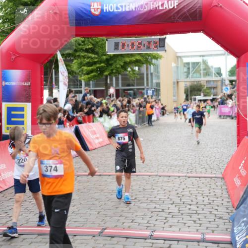 12.06.2026 - Holstenköstenlauf LAZAROV Photography http://msf.ph/oto/9742541 12.06.2026 16:35:44 Laufen 220, 374, 875, 10, 220, 374, 496, 502, 630, 731, 733, 734, 875, 996, 998 meine-sportfotos.de