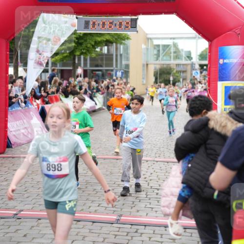 12.06.2026 - Holstenköstenlauf LAZAROV Photography http://msf.ph/oto/9742589 12.06.2026 16:36:11 Laufen 385, 729, 898, 370, 109, 19, 173, 270, 370, 488, 622, 638, 729, 735, 884, 898, 979, 1087, 1430, 1432, 1448, 1496 meine-sportfotos.de