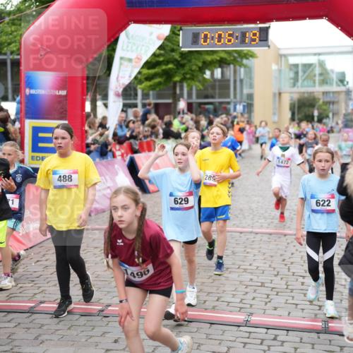 12.06.2026 - Holstenköstenlauf LAZAROV Photography http://msf.ph/oto/9742606 12.06.2026 16:36:21 Laufen 16, 10, 06, 19, 488, 629, 496, 28, 1472, 622, 15, 109, 216, 271, 272, 277, 487, 488, 622, 629, 639, 722, 872, 881, 981, 1165, 1282, 1289, 1433, 1472 meine-sportfotos.de