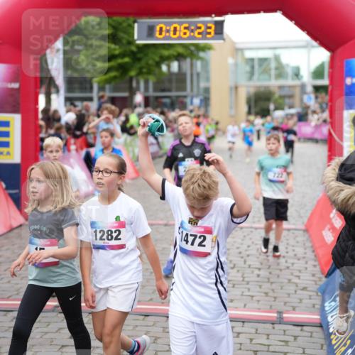 12.06.2026 - Holstenköstenlauf LAZAROV Photography http://msf.ph/oto/9742616 12.06.2026 16:36:25 Laufen 272, 1282, 0, 06, 23, 1472, 722, 19, 15, 109, 272, 277, 639, 722, 724, 872, 881, 974, 980, 981, 1040, 1165, 1168, 1297, 1433 meine-sportfotos.de