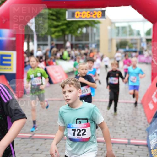 12.06.2026 - Holstenköstenlauf LAZAROV Photography http://msf.ph/oto/9742622 12.06.2026 16:36:30 Laufen 0, 06, 28, 881, 77, 36, 722, 181, 223, 724, 881, 974, 980, 1040, 1168, 1297, 1305, 1433 meine-sportfotos.de