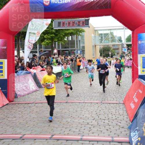 12.06.2026 - Holstenköstenlauf LAZAROV Photography http://msf.ph/oto/9742641 12.06.2026 16:36:42 Laufen 53, 1094, 125, 1156, 75, 250, 263, 269, 453, 493, 623, 645, 725, 730, 878, 1094, 1156, 1172, 1294, 1304 meine-sportfotos.de