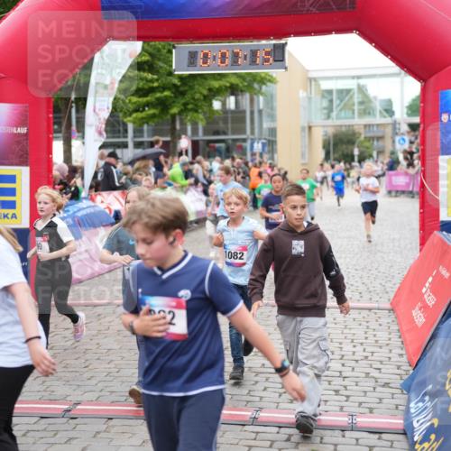 12.06.2026 - Holstenköstenlauf LAZAROV Photography http://msf.ph/oto/9742701 12.06.2026 16:37:17 Laufen 176, 90, 22, 1082, 90, 176, 225, 624, 637, 727, 732, 895, 1000, 1167, 1442 meine-sportfotos.de