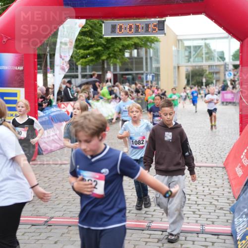 12.06.2026 - Holstenköstenlauf LAZAROV Photography http://msf.ph/oto/9742702 12.06.2026 16:37:17 Laufen 90, 1082, 1000, 90, 176, 225, 624, 637, 727, 732, 895, 1000, 1167, 1442 meine-sportfotos.de