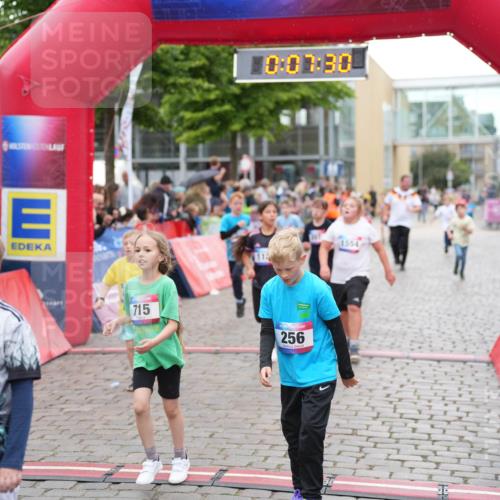 12.06.2026 - Holstenköstenlauf LAZAROV Photography http://msf.ph/oto/9742721 12.06.2026 16:37:33 Laufen 1085, 0, 07, 30, 715, 256, 1554, 257, 261, 268, 492, 644, 715, 871, 897, 1181, 1428, 1554 meine-sportfotos.de