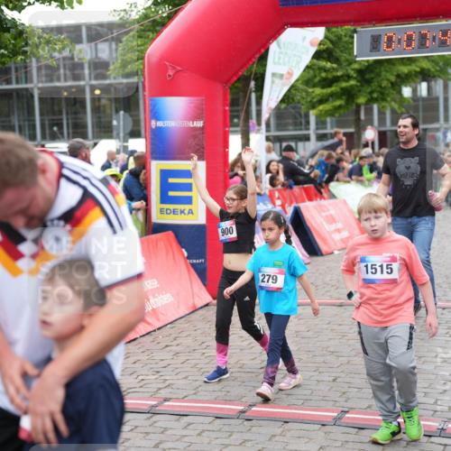 12.06.2026 - Holstenköstenlauf LAZAROV Photography http://msf.ph/oto/9742740 12.06.2026 16:37:48 Laufen 900, 1515, 279, 217, 252, 640, 720, 877, 890, 900, 1039, 1162, 1483, 1532 meine-sportfotos.de