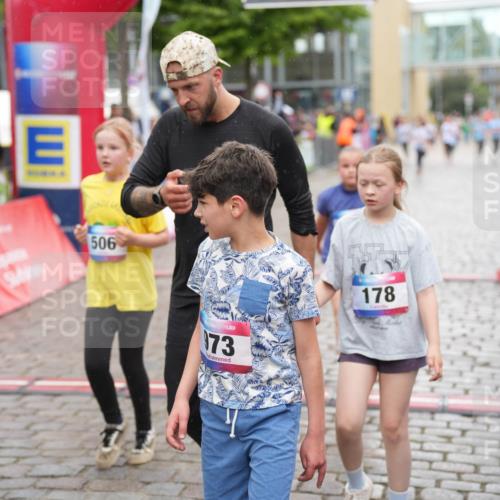 12.06.2026 - Holstenköstenlauf LAZAROV Photography http://msf.ph/oto/9742801 12.06.2026 16:38:27 Laufen 506, 173, 178, 265, 506, 616, 618, 1159, 1166, 1461 meine-sportfotos.de