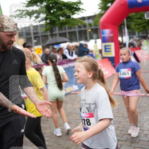 12.06.2026 - Holstenköstenlauf LAZAROV Photography http://msf.ph/oto/9742805 12.06.2026 16:38:29 Laufen 78, 1461, 265, 267, 616, 618, 894, 1158, 1159, 1166, 1287 meine-sportfotos.de