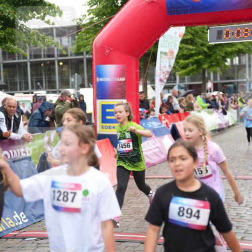 12.06.2026 - Holstenköstenlauf LAZAROV Photography http://msf.ph/oto/9742824 12.06.2026 16:38:40 Laufen 1287, 1456, 153, 894, 10, 08, 3, 1562, 626, 627, 709, 717, 1456, 1562 meine-sportfotos.de