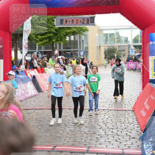12.06.2026 - Holstenköstenlauf LAZAROV Photography http://msf.ph/oto/9742829 12.06.2026 16:38:43 Laufen 627, 626, 709, 626, 627, 709, 717, 1174, 1562 meine-sportfotos.de