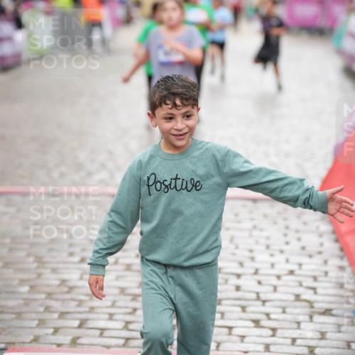 12.06.2026 - Holstenköstenlauf LAZAROV Photography http://msf.ph/oto/9742863 12.06.2026 16:39:10 Laufen 260, 620, 707, 712, 982 meine-sportfotos.de