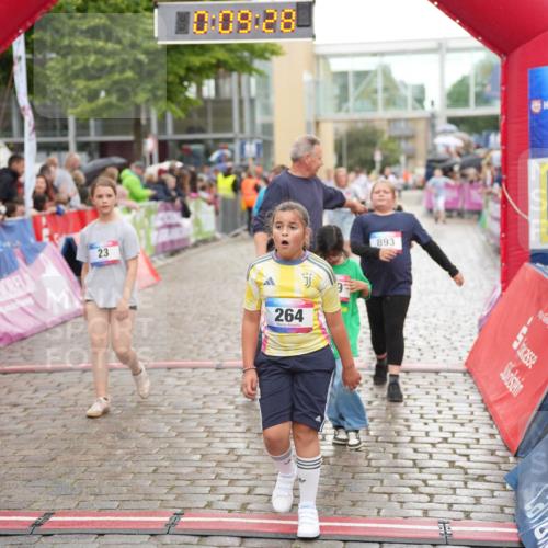 12.06.2026 - Holstenköstenlauf LAZAROV Photography http://msf.ph/oto/9742895 12.06.2026 16:39:30 Laufen 23, 0, 09, 28, 264, 893, 23, 253, 264, 619, 719, 892, 893, 1078, 1095 meine-sportfotos.de