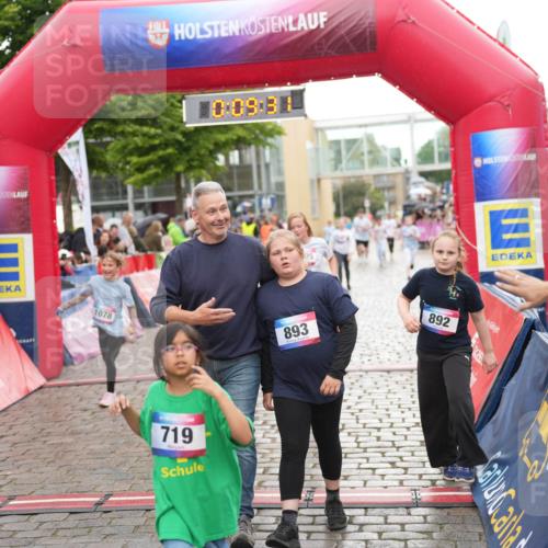 12.06.2026 - Holstenköstenlauf LAZAROV Photography http://msf.ph/oto/9742898 12.06.2026 16:39:34 Laufen 23, 1078, 893, 719, 892, 253, 278, 619, 892, 1078, 1095, 1286, 1306 meine-sportfotos.de