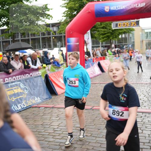 12.06.2026 - Holstenköstenlauf LAZAROV Photography http://msf.ph/oto/9742909 12.06.2026 16:39:37 Laufen 253, 10, 09, 35, 892, 278, 619, 633, 647, 1090, 1286, 1306 meine-sportfotos.de