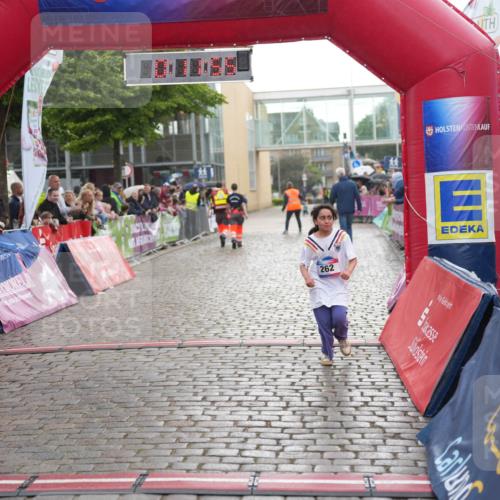 12.06.2026 - Holstenköstenlauf LAZAROV Photography http://msf.ph/oto/9742962 12.06.2026 16:41:58 Laufen 262, 160, 11, 160, 13, 262 meine-sportfotos.de