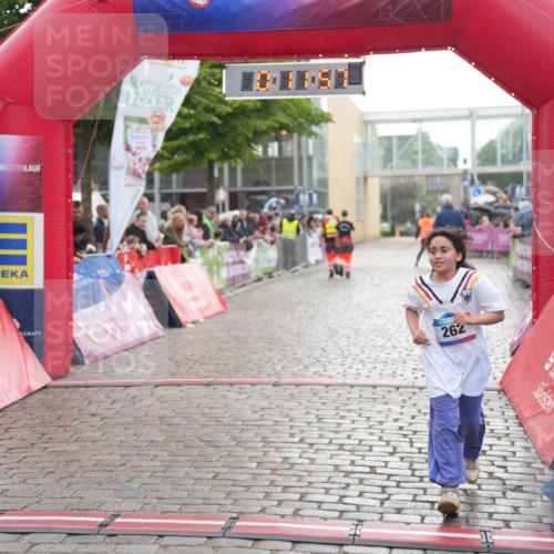 12.06.2026 - Holstenköstenlauf LAZAROV Photography http://msf.ph/oto/9742967 12.06.2026 16:41:59 Laufen 262, 16, 13, 262 meine-sportfotos.de